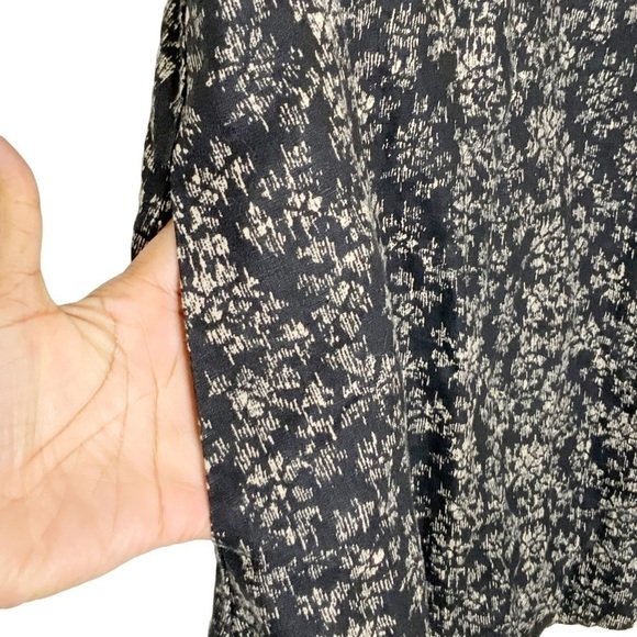 GAP black floral mini dress. Linen and sleeveless. Side pockets. Size 12 - Picture 8 of 10